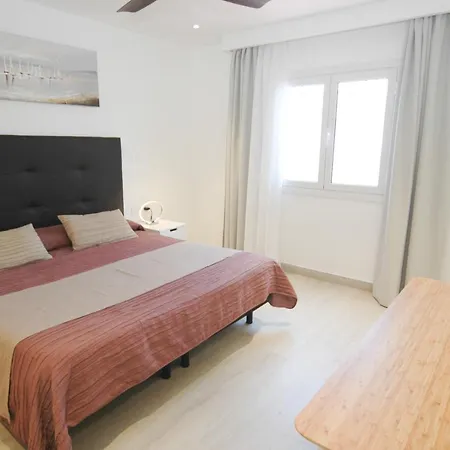 In Puerto Del Carmen Sleeps 8 Includes Swimming Pool And Air Con 9